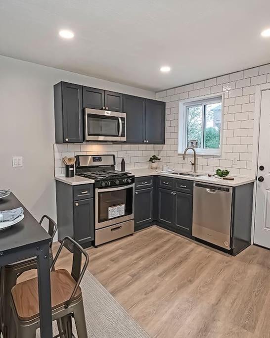 Hip And Bright Lawerenceville 2 Bed Easy Parking Pittsburgh Dış mekan fotoğraf